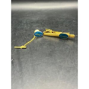 Vtg Set of‎ 2 Airplane Tie Clip Lapel Pin Set Gold Tone Aviation Commercial Jet